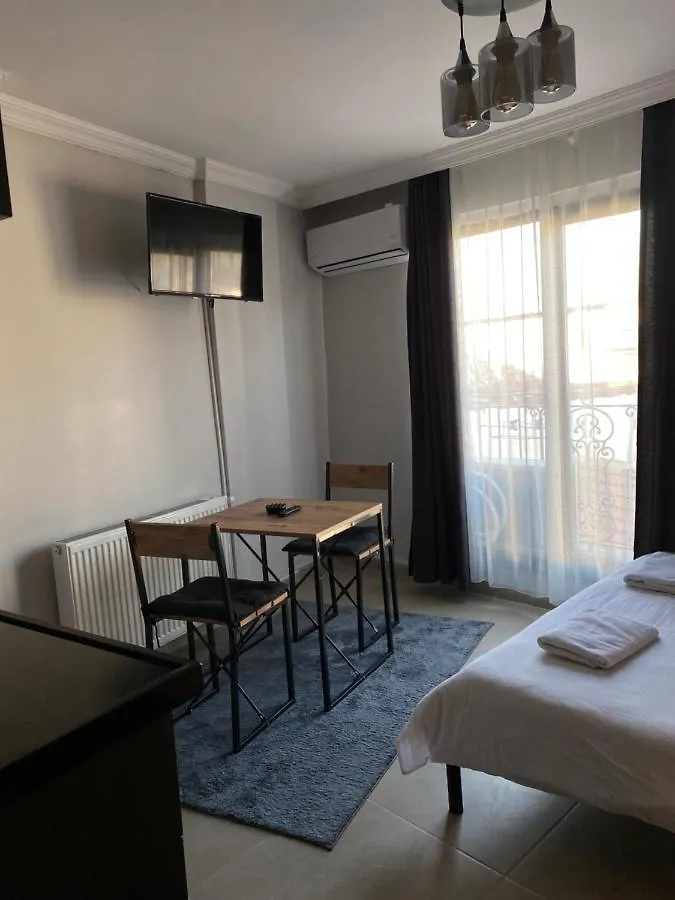 Street Suites Istanbul Apartment