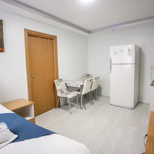 Gueven House Apartment